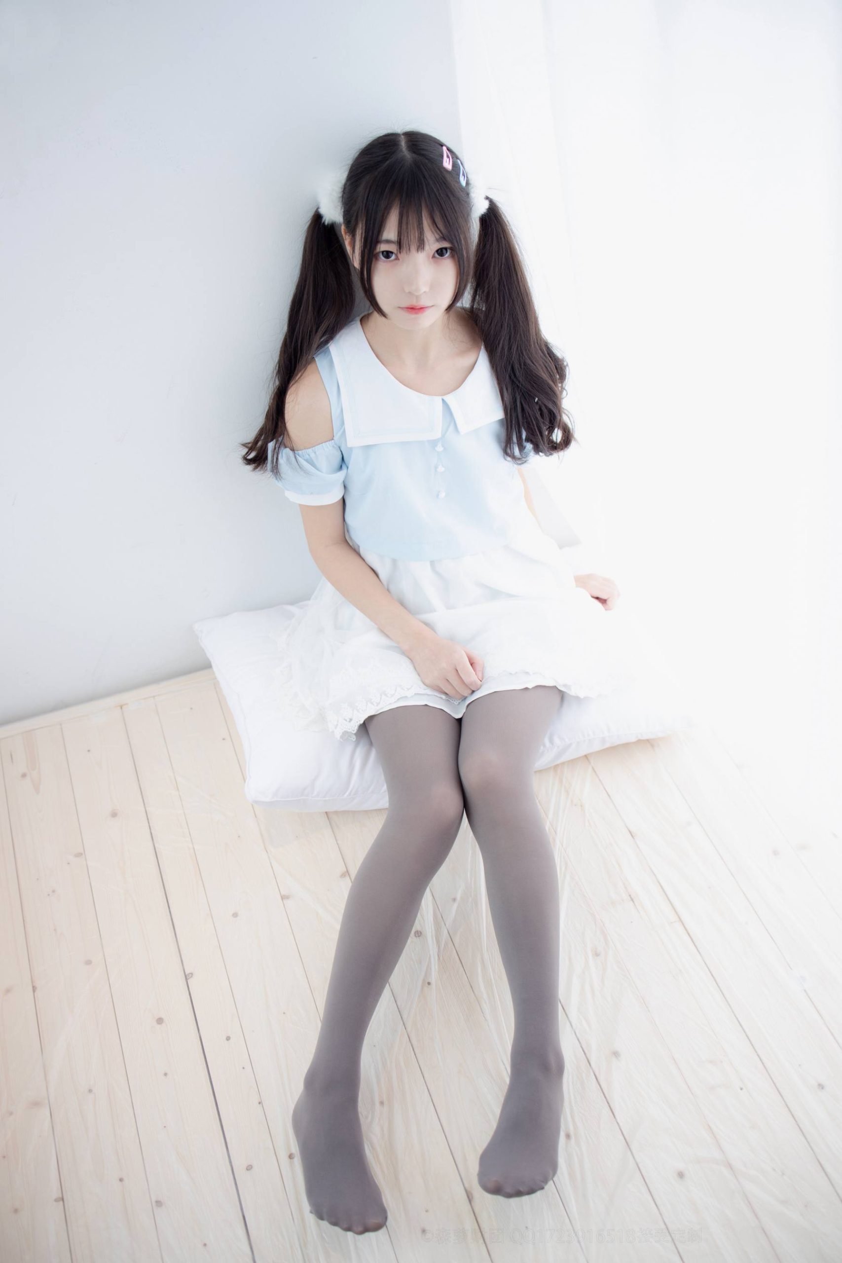 图片[2]-超级甜美的灰丝小姑娘【86P】20005-小李街拍