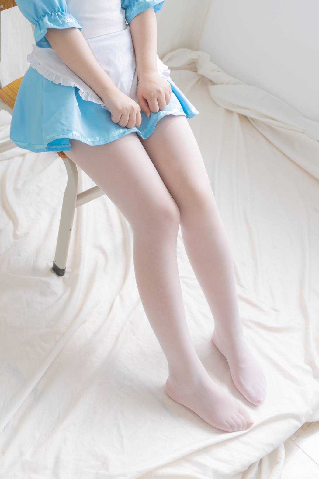 图片[5]-女仆装白丝女孩【43P】20014-小李街拍