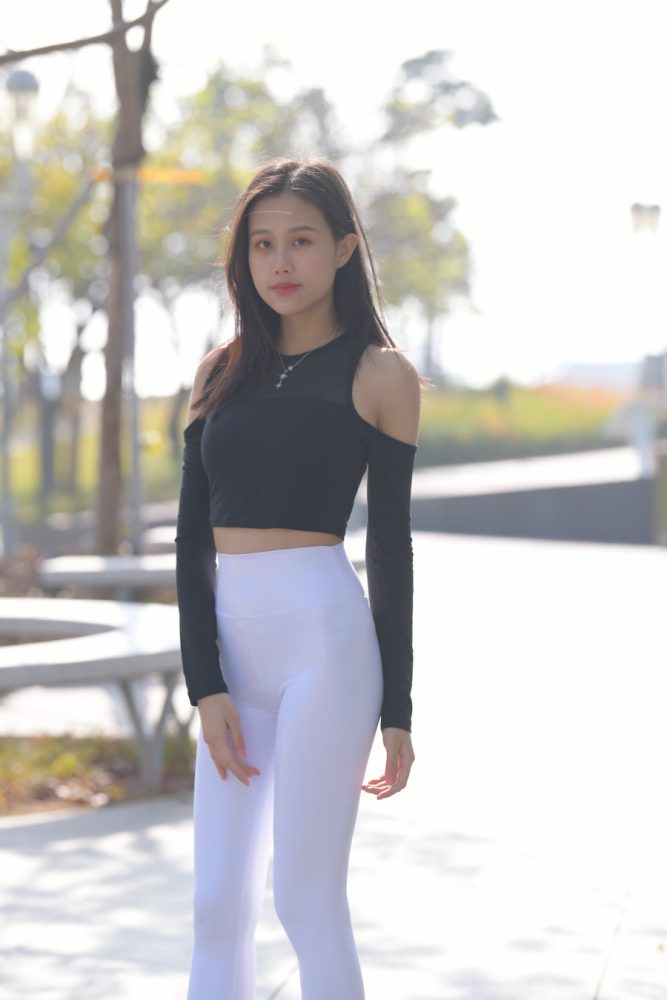 穿紧身白裤的端庄女孩 J1436 674P1V-22.2GB-小李街拍