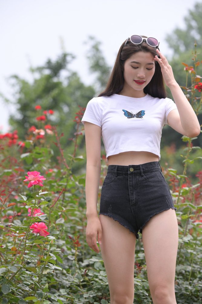 J1895 873P1V-25.6GB-小李街拍