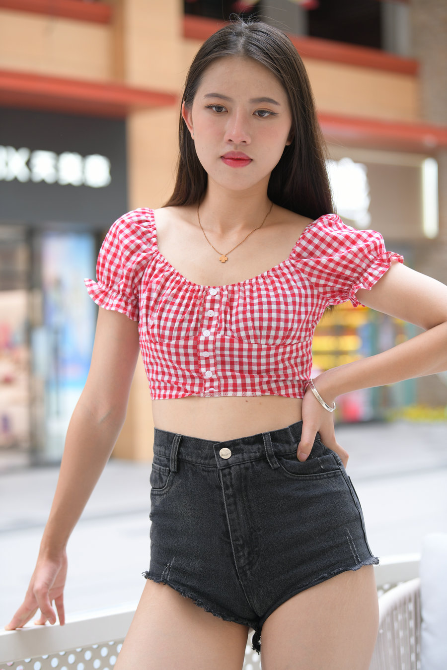 图片[1]-J1835 1131P2V-37.5GB-小李街拍