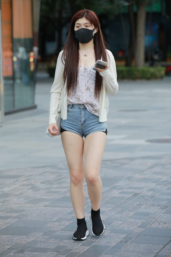 J1634 44P-416MB-小李街拍