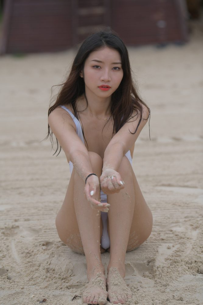 J1223 萌萌白色连体比基尼 【658P】-小李街拍