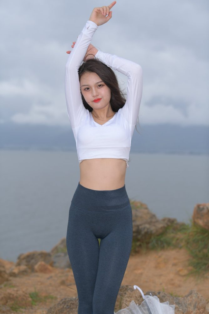 深蓝色瑜伽裤甜美女孩 J1320 514P2V-17.5GB-小李街拍