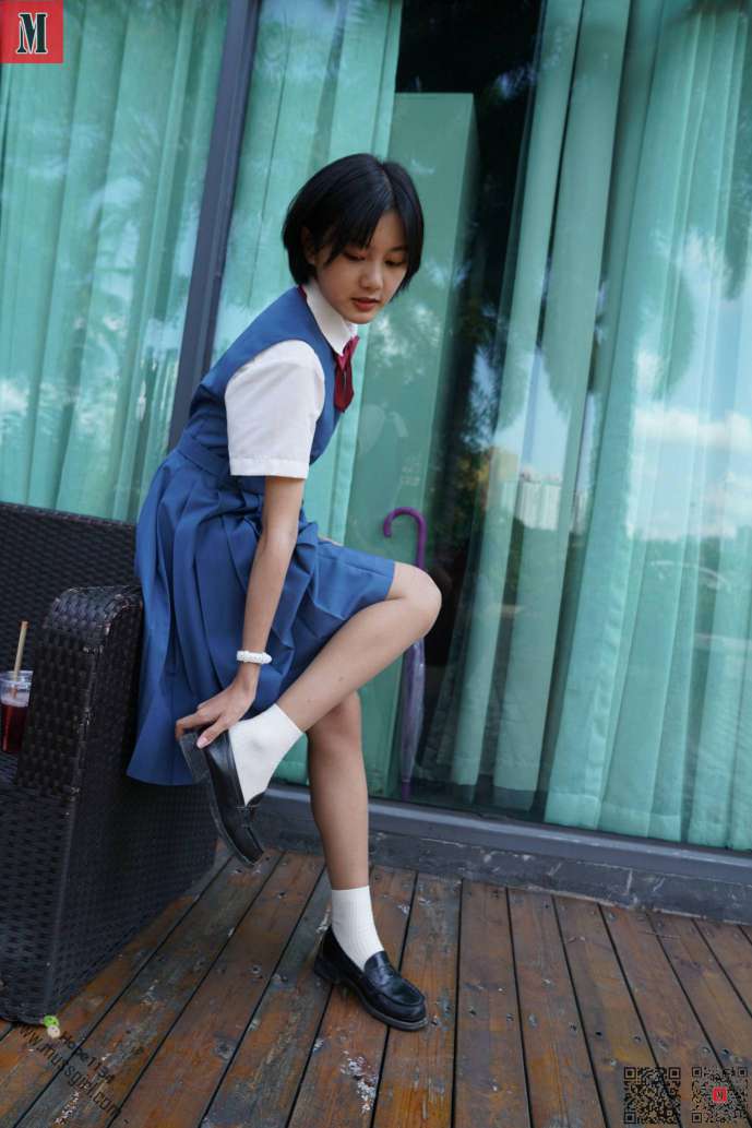 图片[6]-一副学生模样的短发姑娘【112P】20023-小李街拍