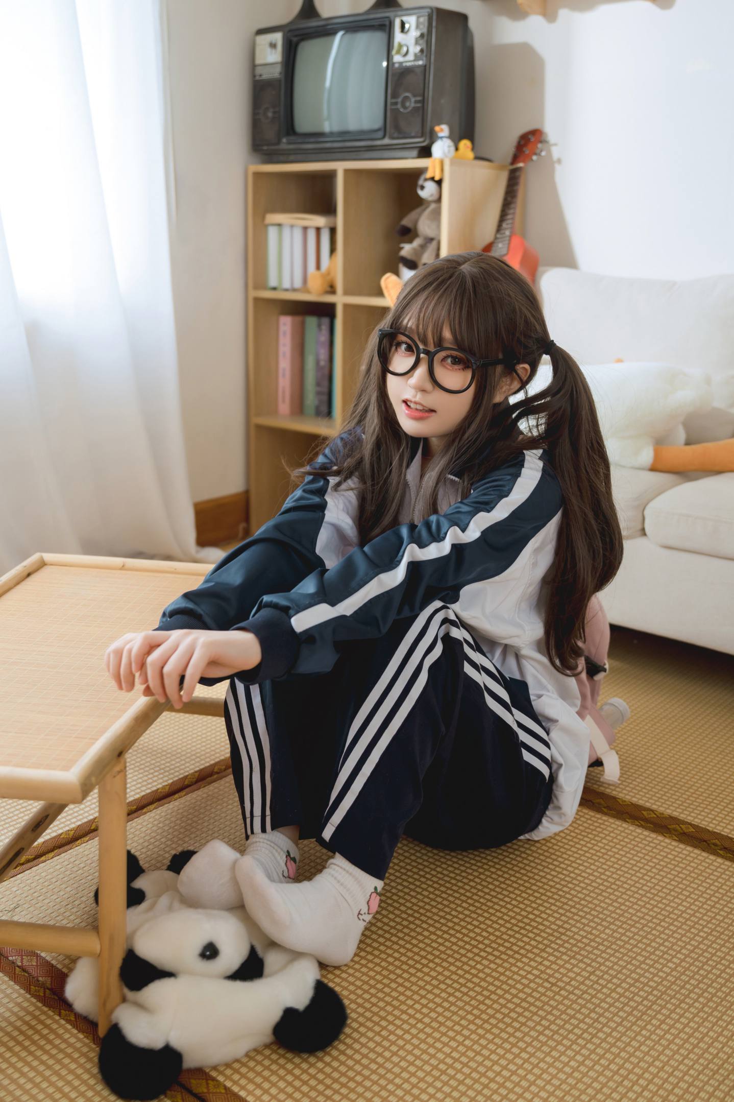 图片[2]-穿校服的双马尾女孩【64P】20010-小李街拍