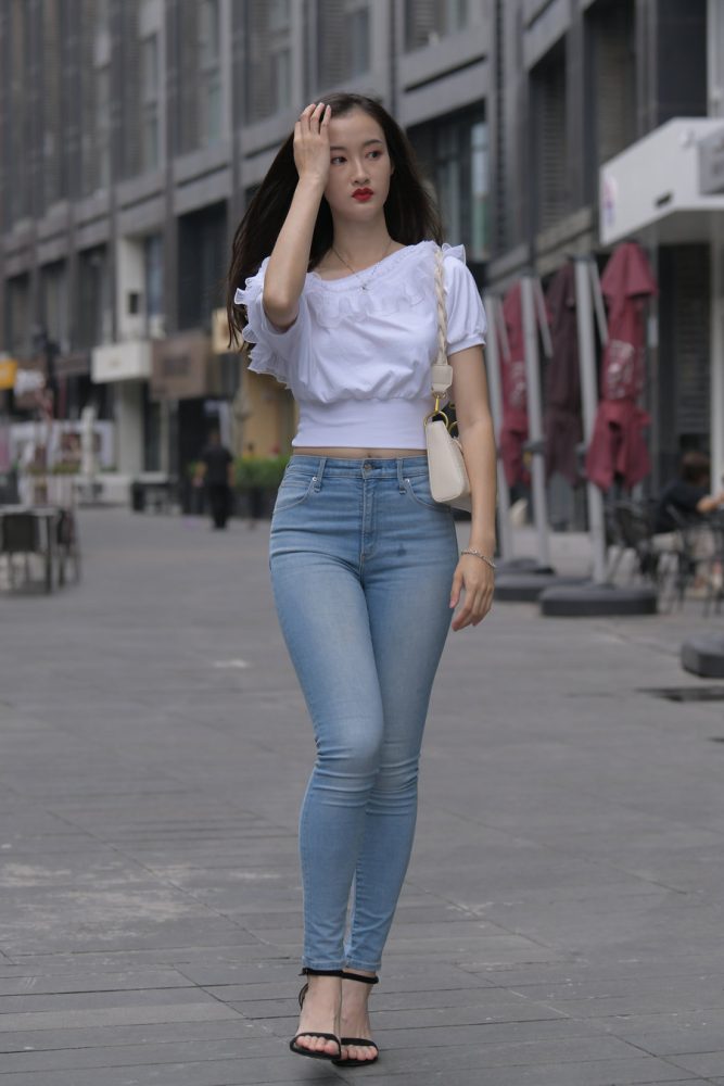 紧身牛仔裤女孩J2177 370P2V-19.4GB-小李街拍