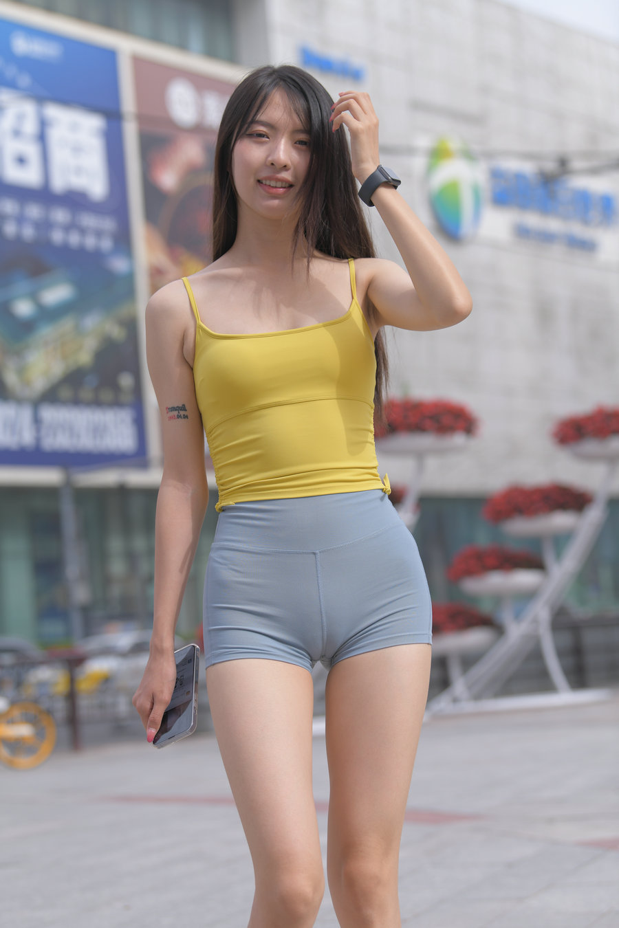 图片[1]-J3267 896P-18.3GB-小李街拍