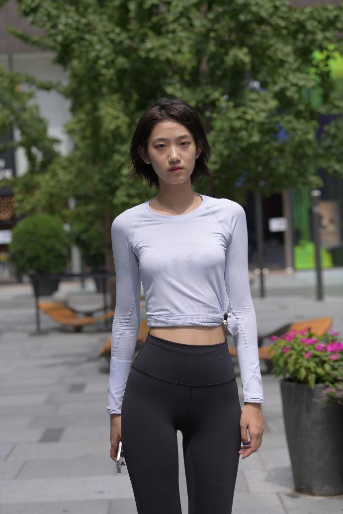 图片[1]-短发长腿的女生J2791 292P-5.71GB-小李街拍