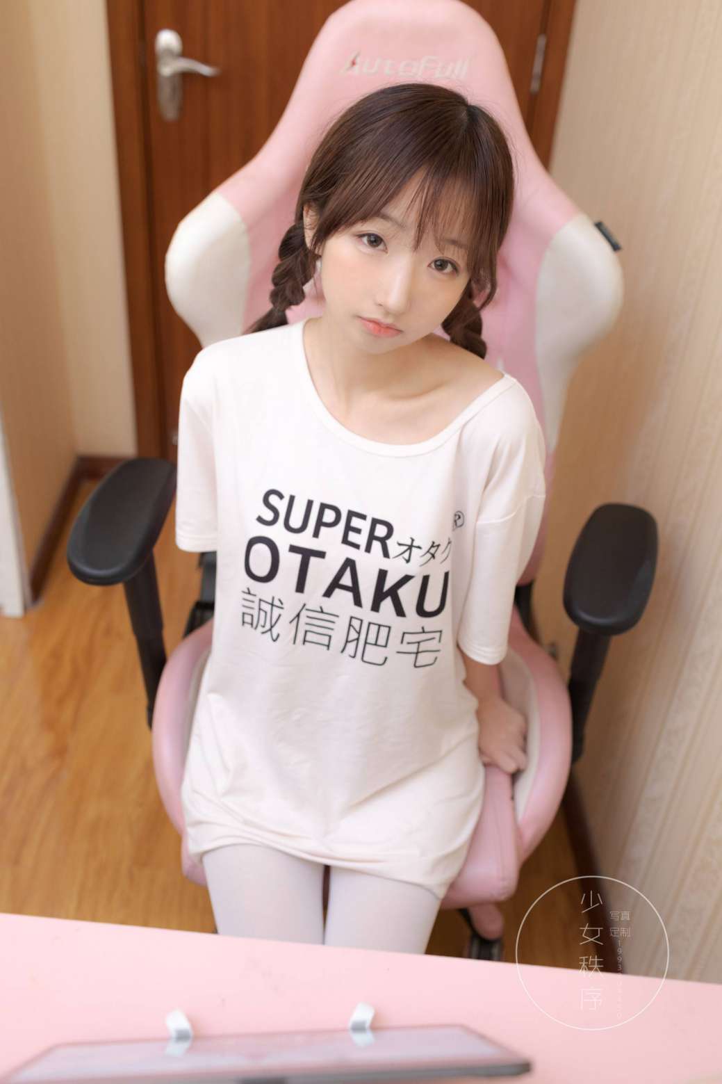 图片[5]-喜欢玩电竞的双马尾粉红女孩【65P】20026-小李街拍