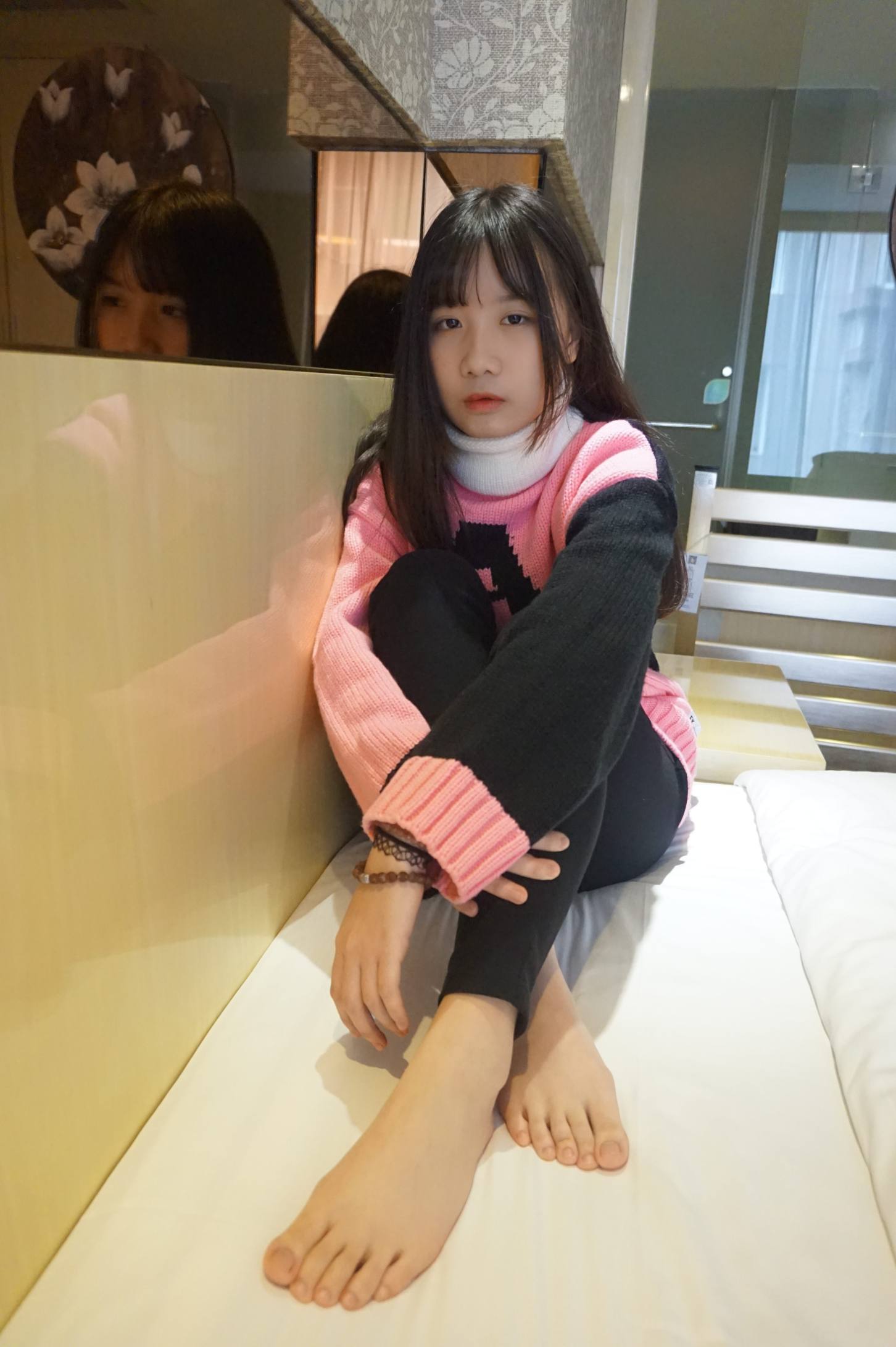 图片[4]-齐刘海的长发女孩【70P】20016-小李街拍