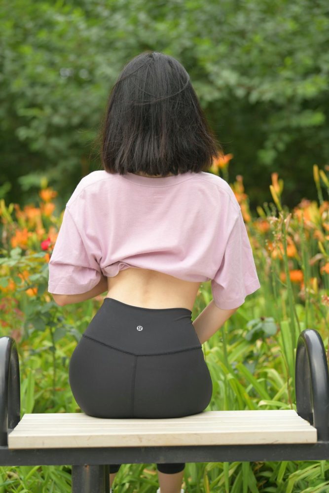 图片[2]-穿瑜伽裤打篮球的大三女孩J2198 463P1V-18.6GB-小李街拍