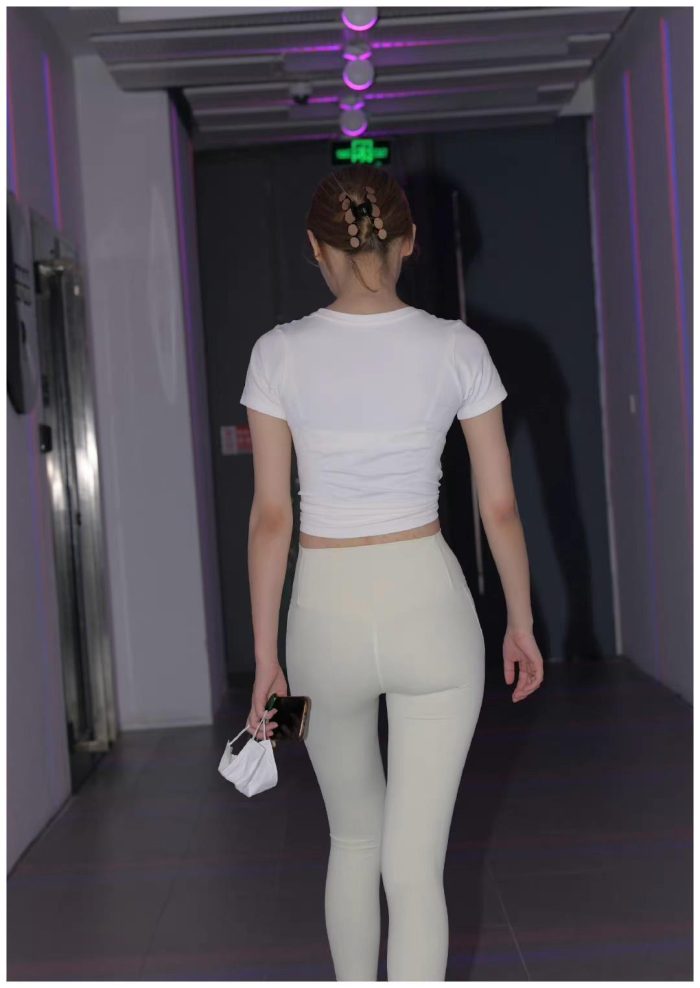 图片[2]-白色瑜伽裤女孩J2213 190P2V-14.6GB-小李街拍