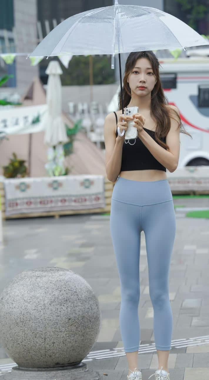 图片[2]-大眼睛瑜伽裤女孩J2903 988P8V-37.6GB-小李街拍