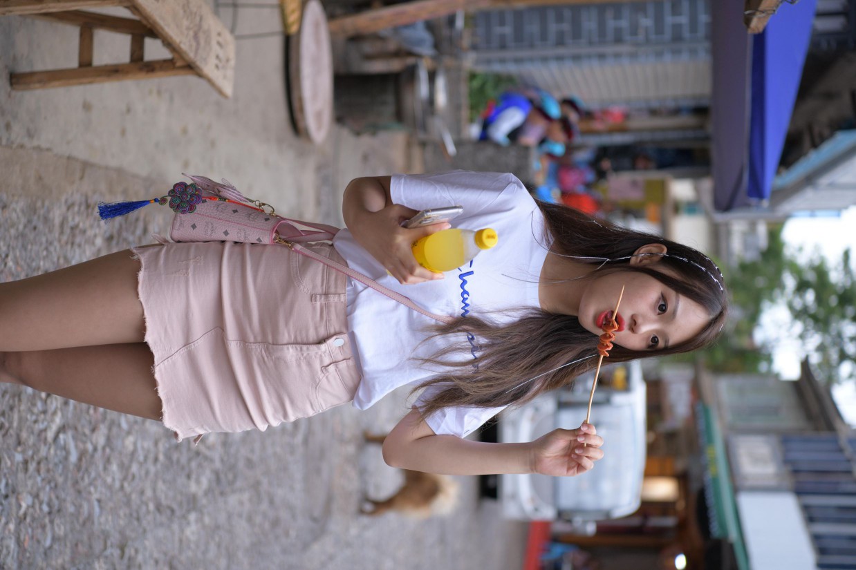 图片[7]-非常清纯甜美的短裙姑娘在逛街【458P】00052-小李街拍