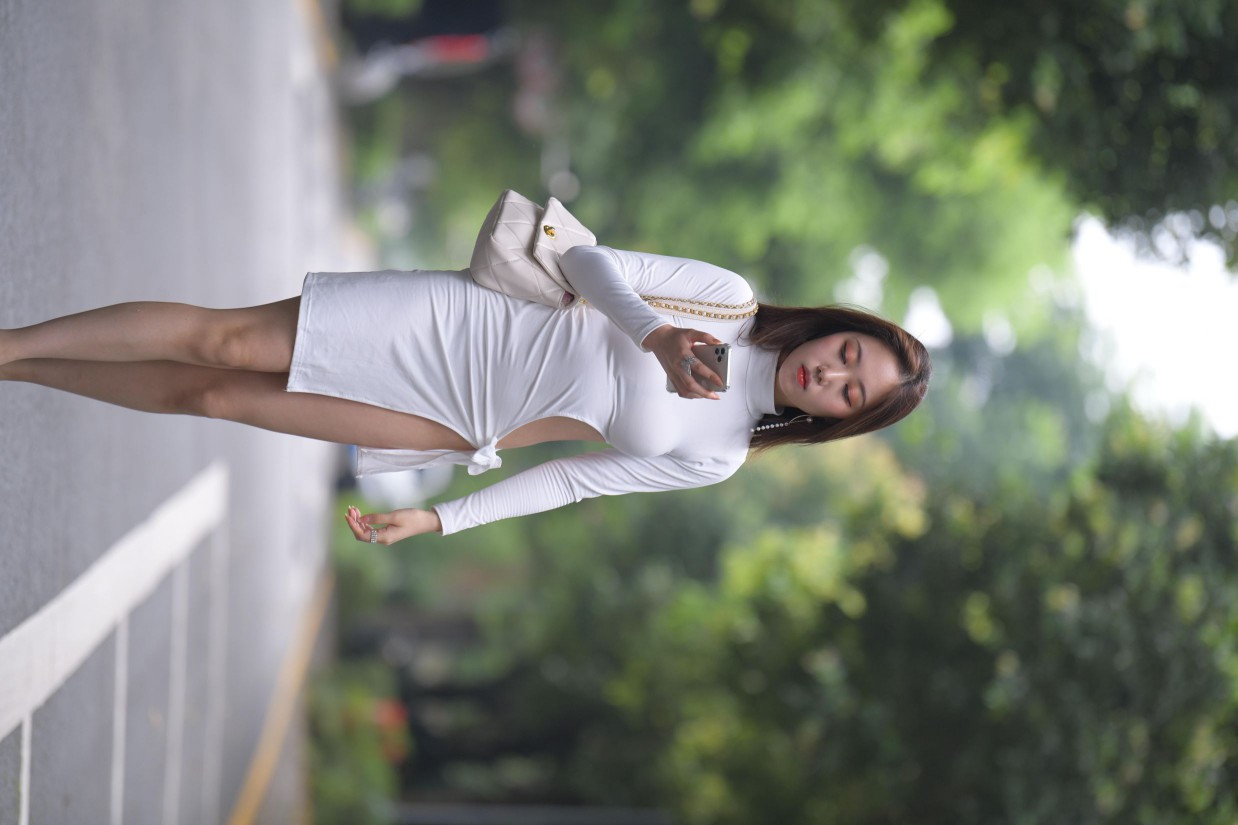 图片[5]-妹妹好漂亮的白色裙子【432P】00066-小李街拍