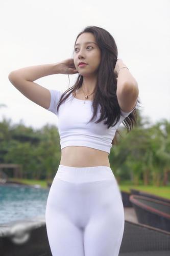 图片[2]-白色瑜伽裤柔情女孩 J1406 554P2V-21.1GB-小李街拍