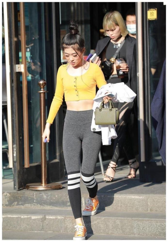 图片[3]-大耳环瑜伽裤女孩J2126 102P5V-2.62GB-小李街拍