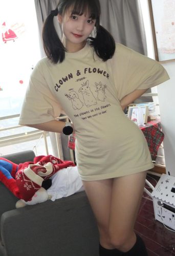 图片[10]-网格丝袜的清纯双马尾小姑娘-小李街拍