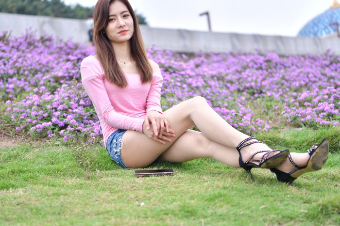 P3008 身材很苗条的小姐姐【260P】-小李街拍