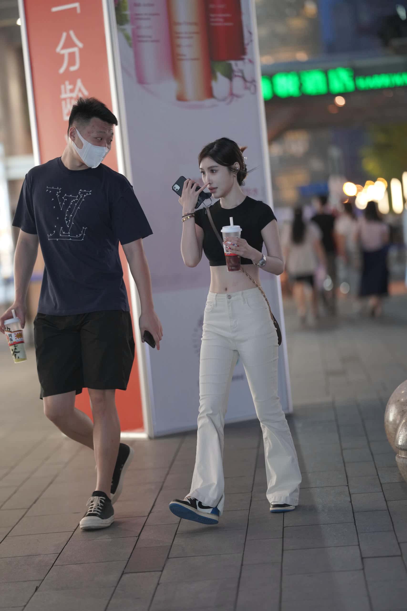 图片[2]-P5010-紧身白裤小女友【73P】-小李街拍