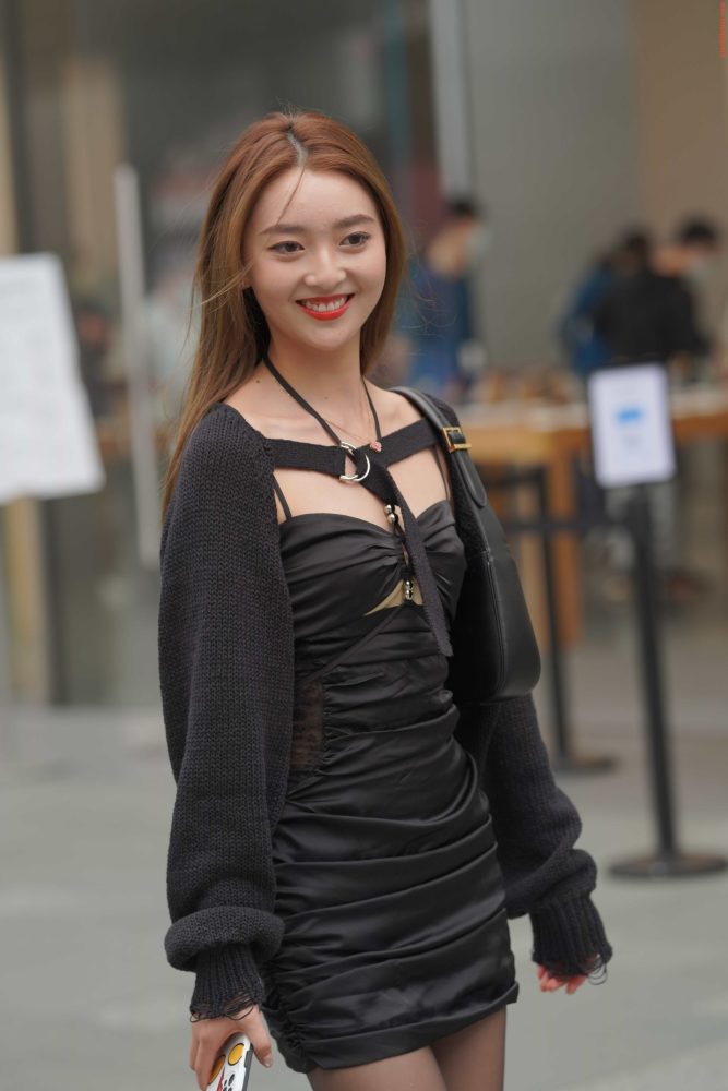 P3022 褶皱黑裙 【90P】-小李街拍