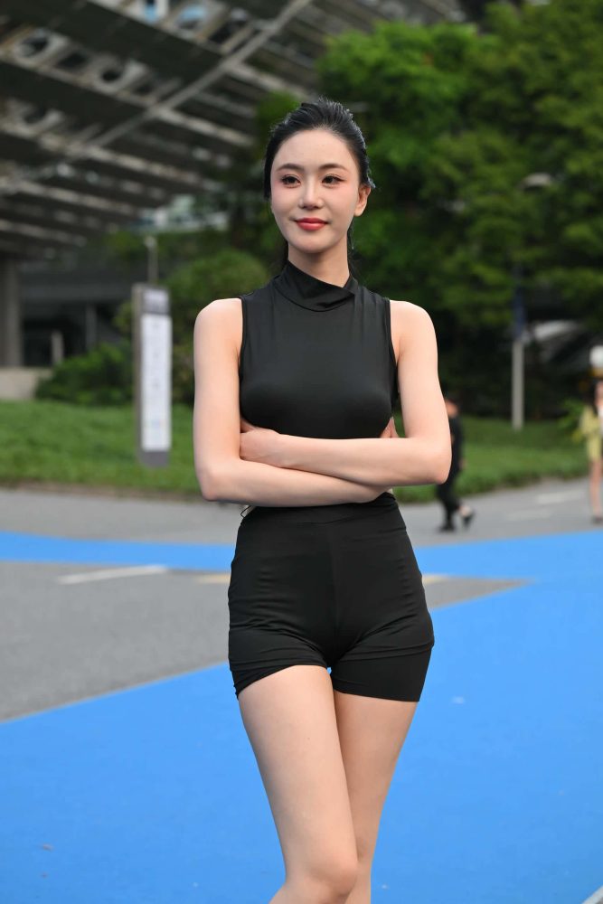 P0125 黑色连体衣 【97P】-小李街拍